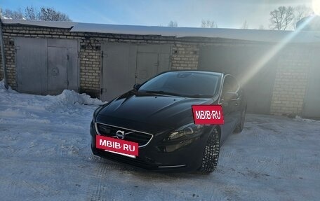 Volvo V40 II рестайлинг, 2014 год, 1 650 000 рублей, 4 фотография