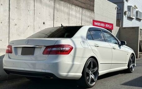 Mercedes-Benz E-Класс, 2012 год, 1 292 000 рублей, 3 фотография