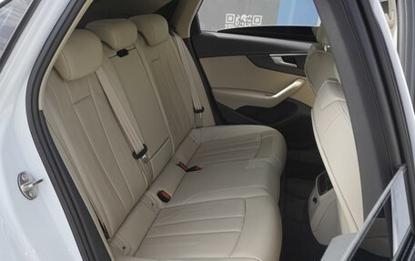 Audi A4, 2016 год, 2 649 000 рублей, 7 фотография