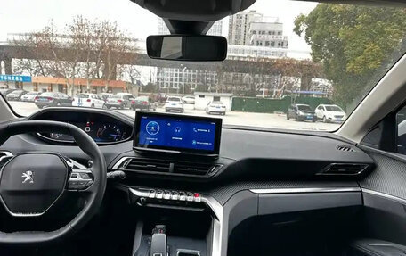 Peugeot 5008 II, 2021 год, 1 740 000 рублей, 7 фотография