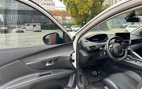 Peugeot 5008 II, 2021 год, 1 740 000 рублей, 13 фотография