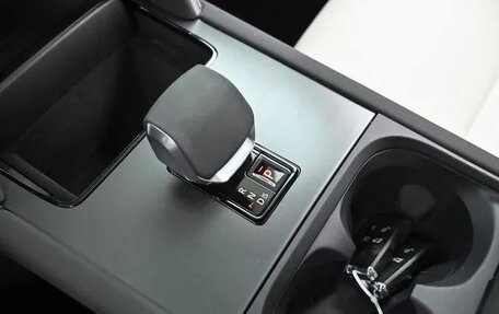 Land Rover Discovery Sport I рестайлинг, 2024 год, 4 800 000 рублей, 12 фотография