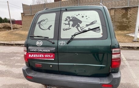 Toyota Land Cruiser 100 рестайлинг 2, 2005 год, 2 740 000 рублей, 4 фотография