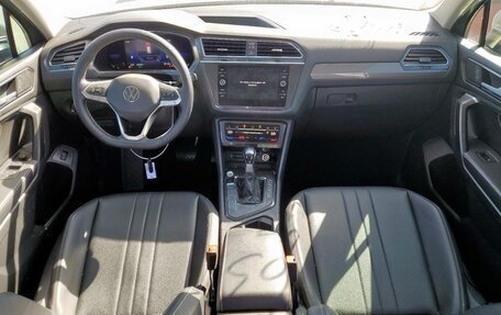 Volkswagen Tiguan II, 2021 год, 2 750 000 рублей, 7 фотография