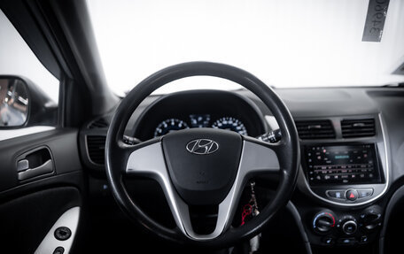 Hyundai Solaris II рестайлинг, 2012 год, 890 000 рублей, 13 фотография