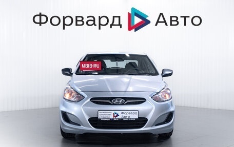 Hyundai Solaris II рестайлинг, 2012 год, 890 000 рублей, 2 фотография