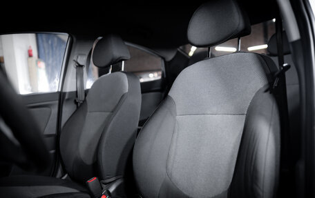 Hyundai Solaris II рестайлинг, 2012 год, 890 000 рублей, 16 фотография