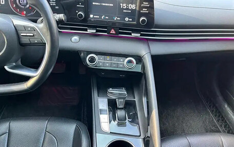 Hyundai Elantra, 2021 год, 1 280 000 рублей, 9 фотография