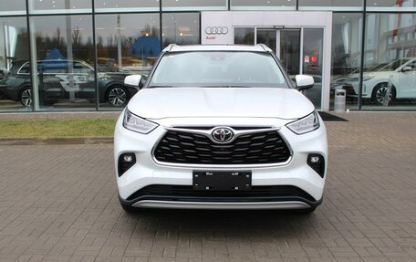 Toyota Highlander, 2025 год, 5 820 000 рублей, 2 фотография