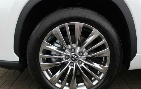 Toyota Highlander, 2025 год, 5 820 000 рублей, 9 фотография
