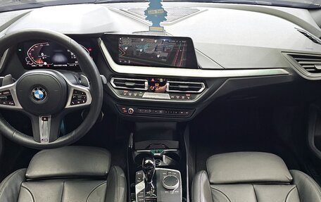 BMW 1 серия, 2021 год, 2 730 000 рублей, 7 фотография