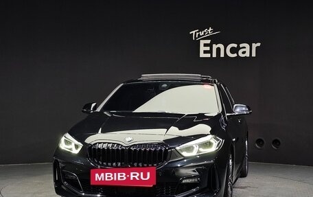 BMW 1 серия, 2021 год, 2 730 000 рублей, 4 фотография