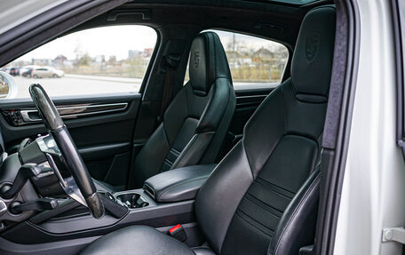 Porsche Cayenne III, 2020 год, 13 400 000 рублей, 15 фотография