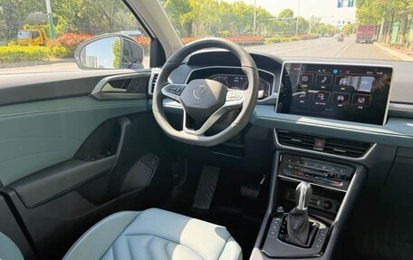 Volkswagen Tharu, 2024 год, 3 100 000 рублей, 10 фотография