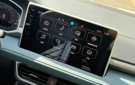 Volkswagen Tharu, 2024 год, 3 100 000 рублей, 16 фотография