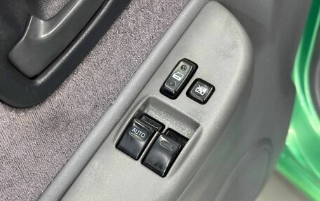 Toyota Yaris Verso, 2002 год, 500 000 рублей, 14 фотография