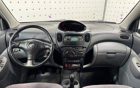 Toyota Yaris Verso, 2002 год, 500 000 рублей, 13 фотография