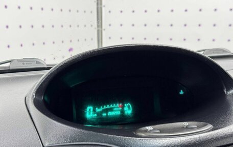Toyota Yaris Verso, 2002 год, 500 000 рублей, 18 фотография
