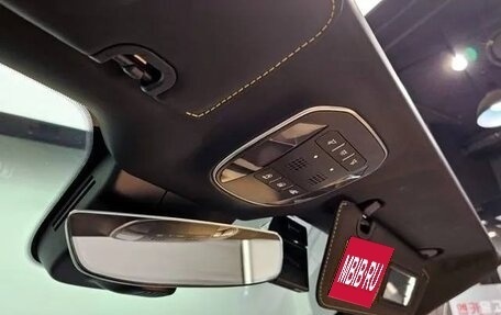 Ferrari 812, 2020 год, 42 300 000 рублей, 8 фотография