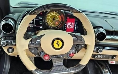 Ferrari 812, 2020 год, 42 300 000 рублей, 13 фотография