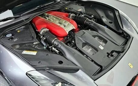 Ferrari 812, 2020 год, 42 300 000 рублей, 18 фотография