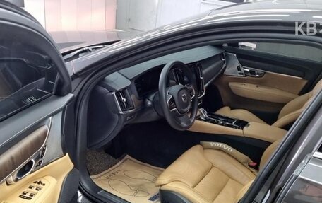 Volvo S90 II рестайлинг, 2022 год, 4 122 000 рублей, 5 фотография