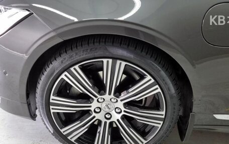 Volvo S90 II рестайлинг, 2022 год, 4 122 000 рублей, 9 фотография