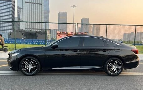 Honda Accord IX рестайлинг, 2022 год, 1 740 000 рублей, 4 фотография