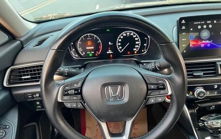 Honda Accord IX рестайлинг, 2022 год, 1 740 000 рублей, 16 фотография