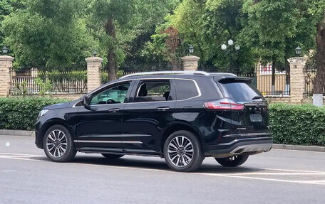 Ford Edge II рестайлинг, 2021 год, 2 475 000 рублей, 14 фотография