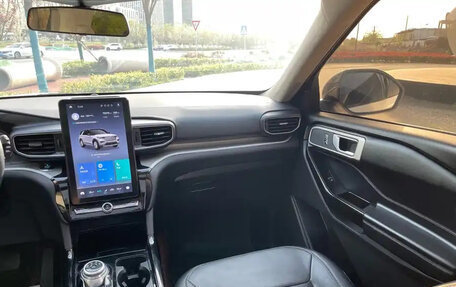 Ford Explorer VI, 2022 год, 3 350 000 рублей, 17 фотография