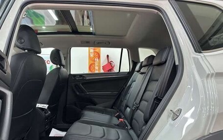 Volkswagen Tiguan II, 2021 год, 2 650 228 рублей, 12 фотография