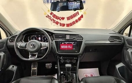 Volkswagen Tiguan II, 2021 год, 2 650 228 рублей, 4 фотография