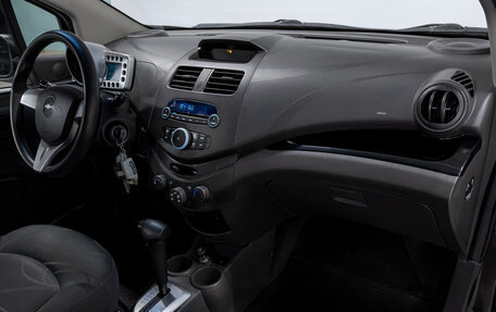 Chevrolet Spark III, 2011 год, 637 000 рублей, 16 фотография
