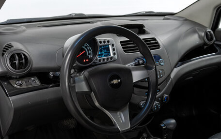 Chevrolet Spark III, 2011 год, 637 000 рублей, 10 фотография