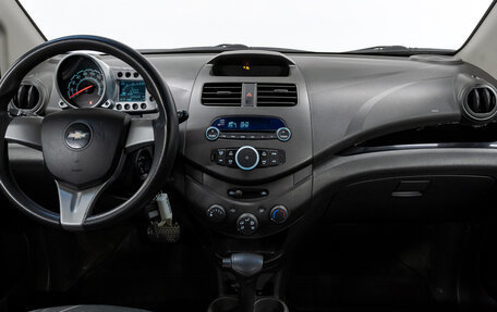 Chevrolet Spark III, 2011 год, 637 000 рублей, 18 фотография