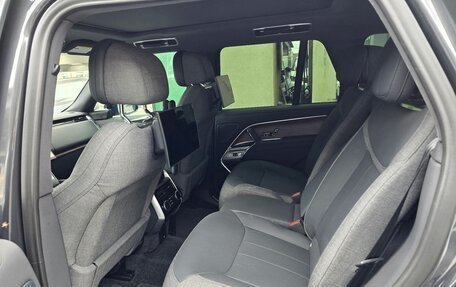 Land Rover Range Rover IV рестайлинг, 2023 год, 12 850 000 рублей, 13 фотография