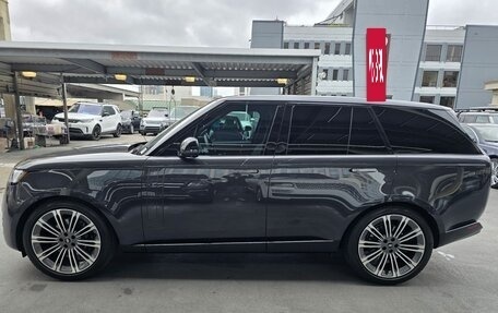 Land Rover Range Rover IV рестайлинг, 2023 год, 12 850 000 рублей, 4 фотография