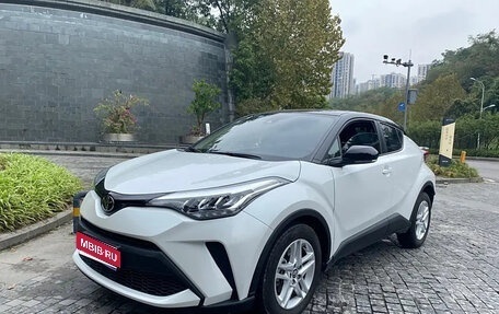 Toyota C-HR I рестайлинг, 2021 год, 1 860 000 рублей, 1 фотография