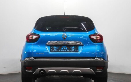 Renault Kaptur I рестайлинг, 2017 год, 1 772 000 рублей, 5 фотография
