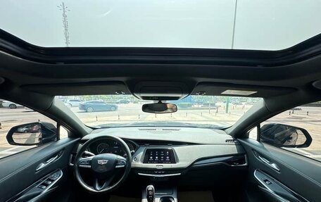 Cadillac XT4 I, 2021 год, 2 400 404 рублей, 7 фотография