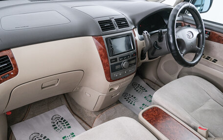 Toyota Ipsum II, 2003 год, 849 000 рублей, 11 фотография
