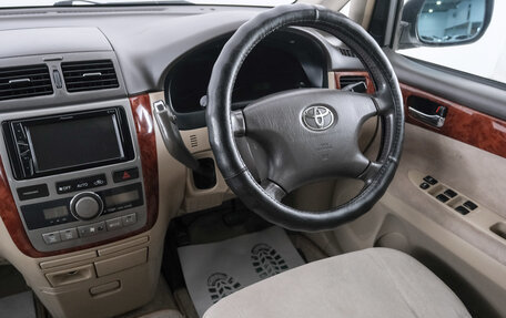 Toyota Ipsum II, 2003 год, 849 000 рублей, 8 фотография