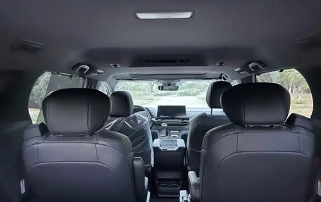 Toyota Sienna, 2024 год, 3 700 111 рублей, 10 фотография