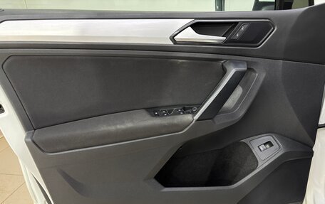 Volkswagen Tiguan II, 2017 год, 2 100 000 рублей, 6 фотография