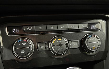 Volkswagen Tiguan II, 2017 год, 2 100 000 рублей, 16 фотография