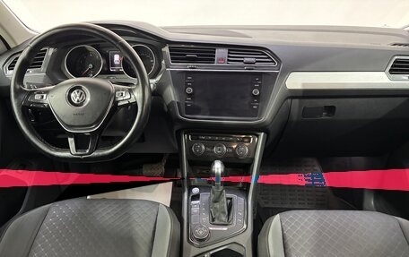 Volkswagen Tiguan II, 2017 год, 2 100 000 рублей, 9 фотография