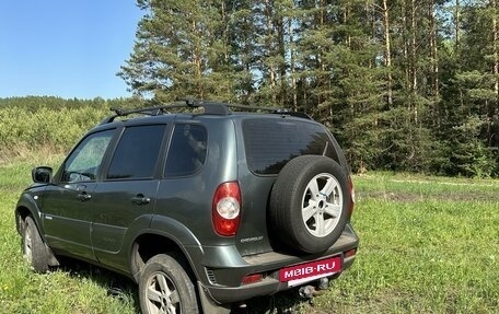 Chevrolet Niva I рестайлинг, 2013 год, 670 000 рублей, 6 фотография