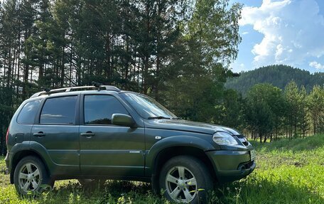 Chevrolet Niva I рестайлинг, 2013 год, 670 000 рублей, 18 фотография