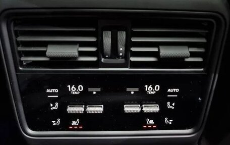 Porsche Cayenne III, 2024 год, 16 810 000 рублей, 12 фотография